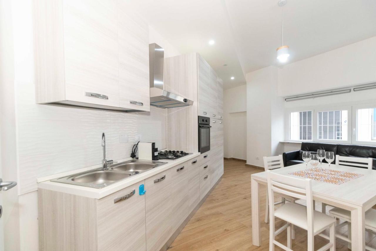 Roomy & Modern Flat Piazza Statuto Apartment *