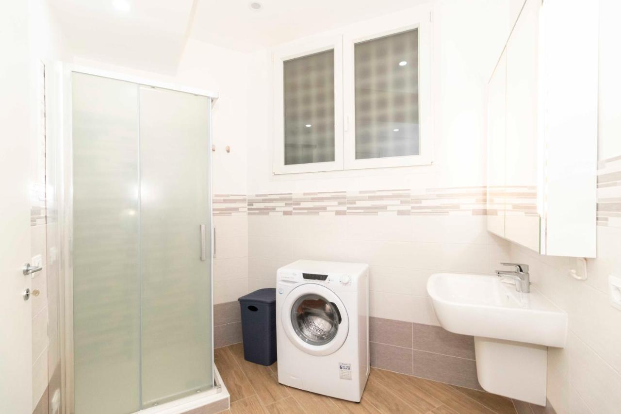 Roomy & Modern Flat Piazza Statuto Turin