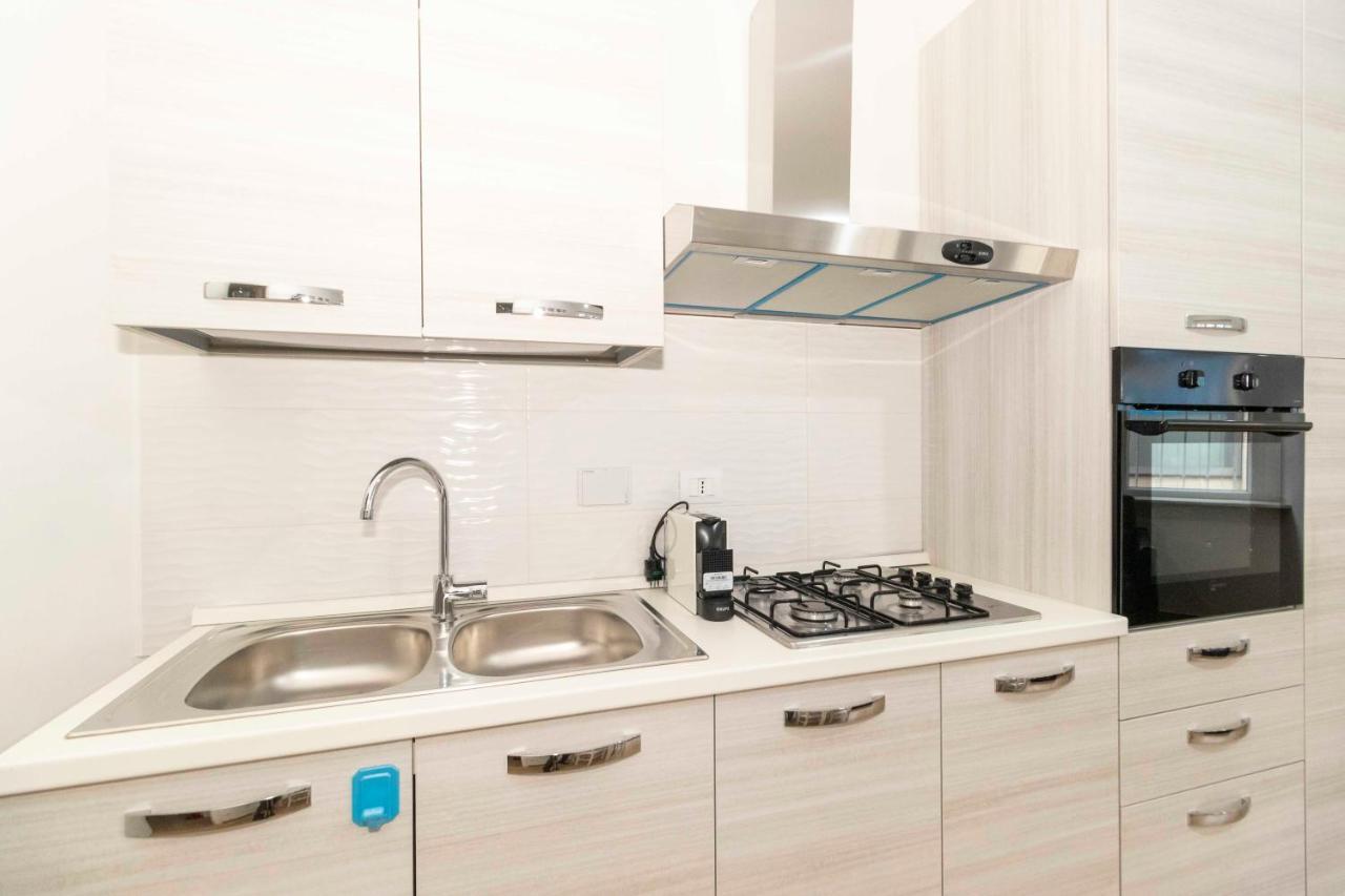 Apartment Roomy & Modern Flat Piazza Statuto Turin