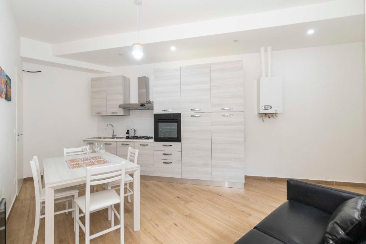 Roomy & Modern Flat Piazza Statuto Apartment Turin